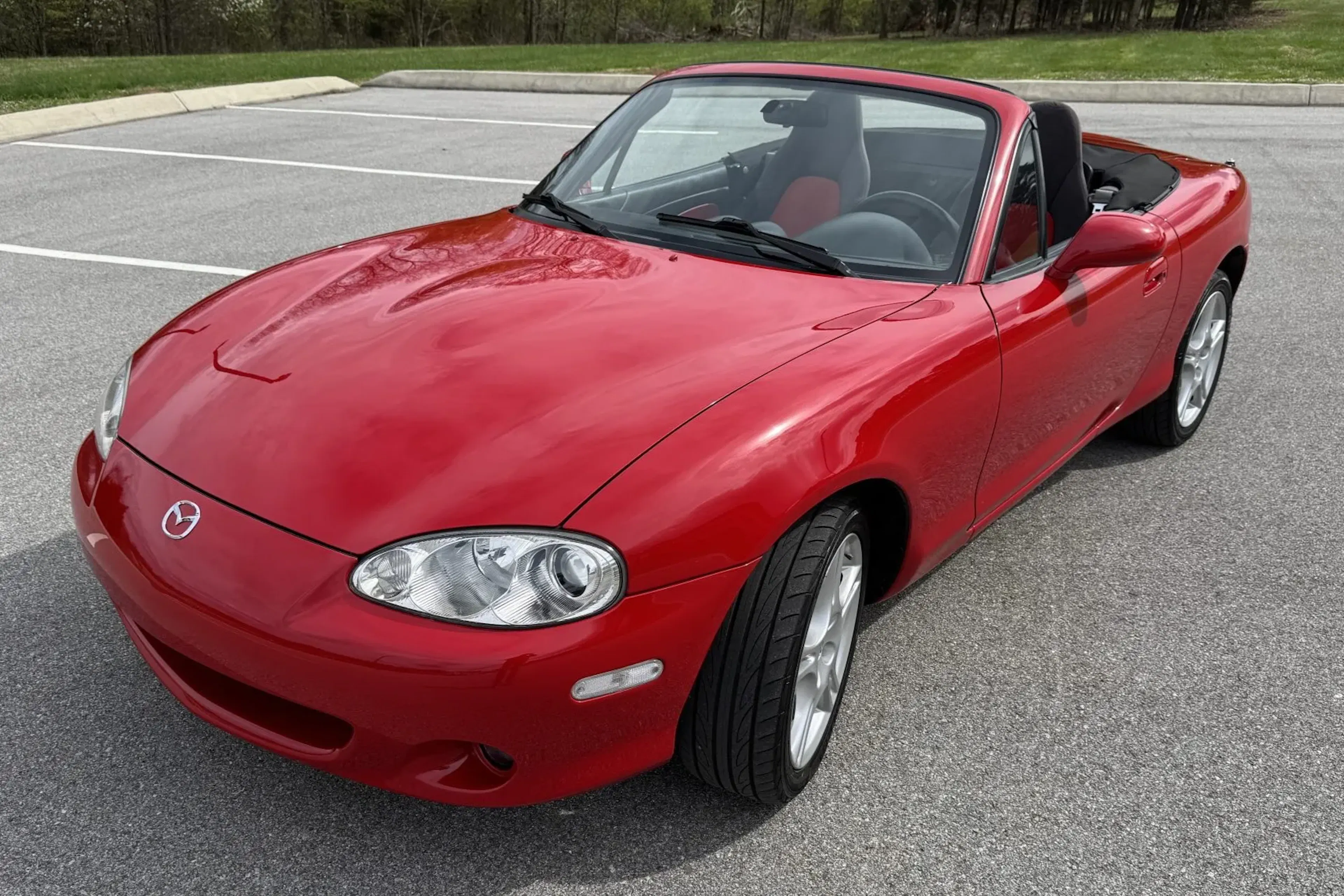 2004 Mazda MX-5 Miata VIN JM1NB353540403238 | Hagerty Valuation Tools®